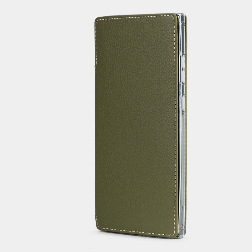 green calfskin wallet case for Samsung Galaxy S24 Ultra – slim leather folio case closed, view from profile